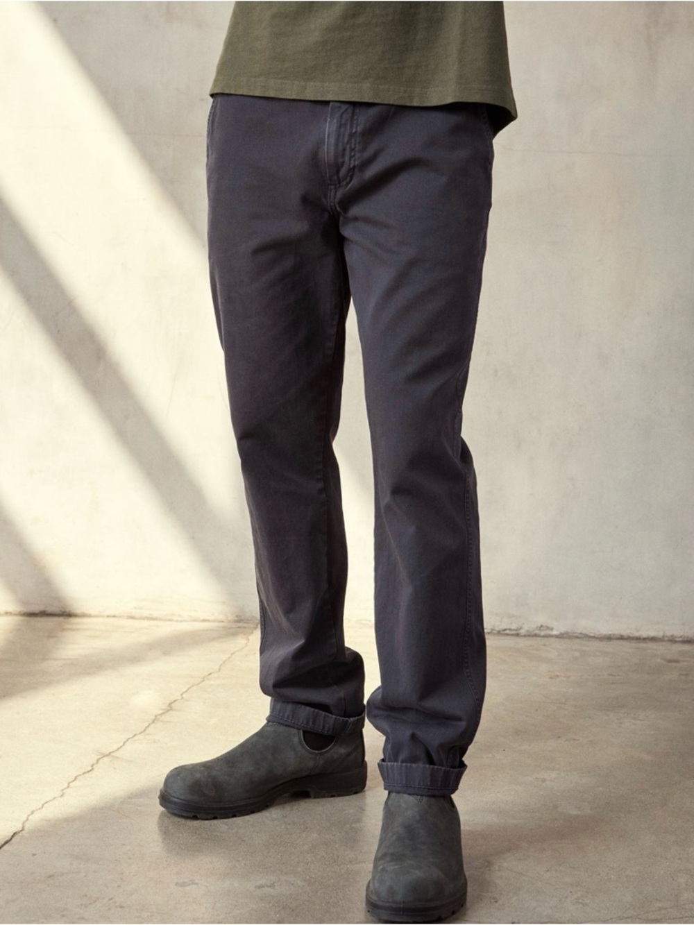 Outerknown NWT Nomad Chino Washed Black W 38 Inseam 32
